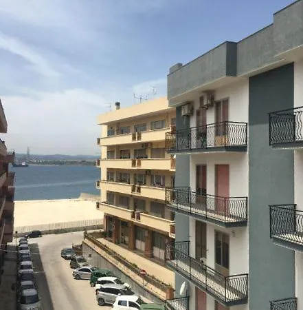 Mare Di La Finestra Sul Porto 3* Аугуста